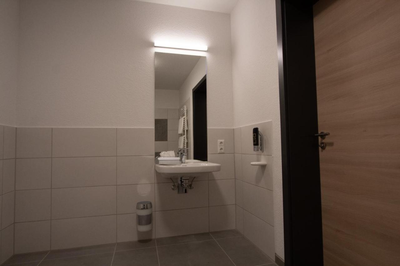 Central Hotel Wagenfeld Экстерьер фото
