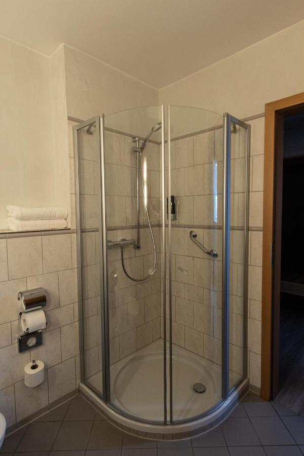 Central Hotel Wagenfeld Экстерьер фото